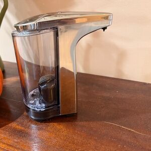 Simple Human touchless soap dispenser